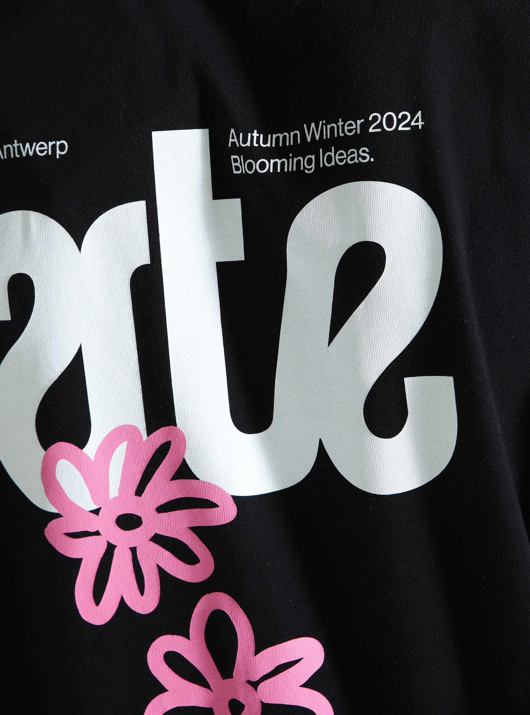 Flowers Back T-shirt Black AW24-115T