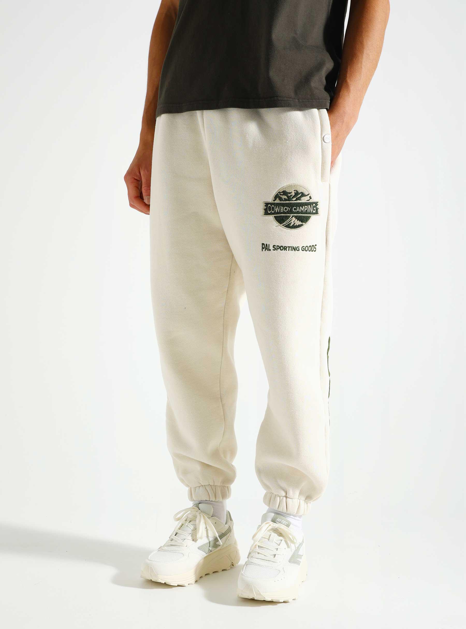 Cowboy Camping Sweatpants Marshmellow PALAW24009