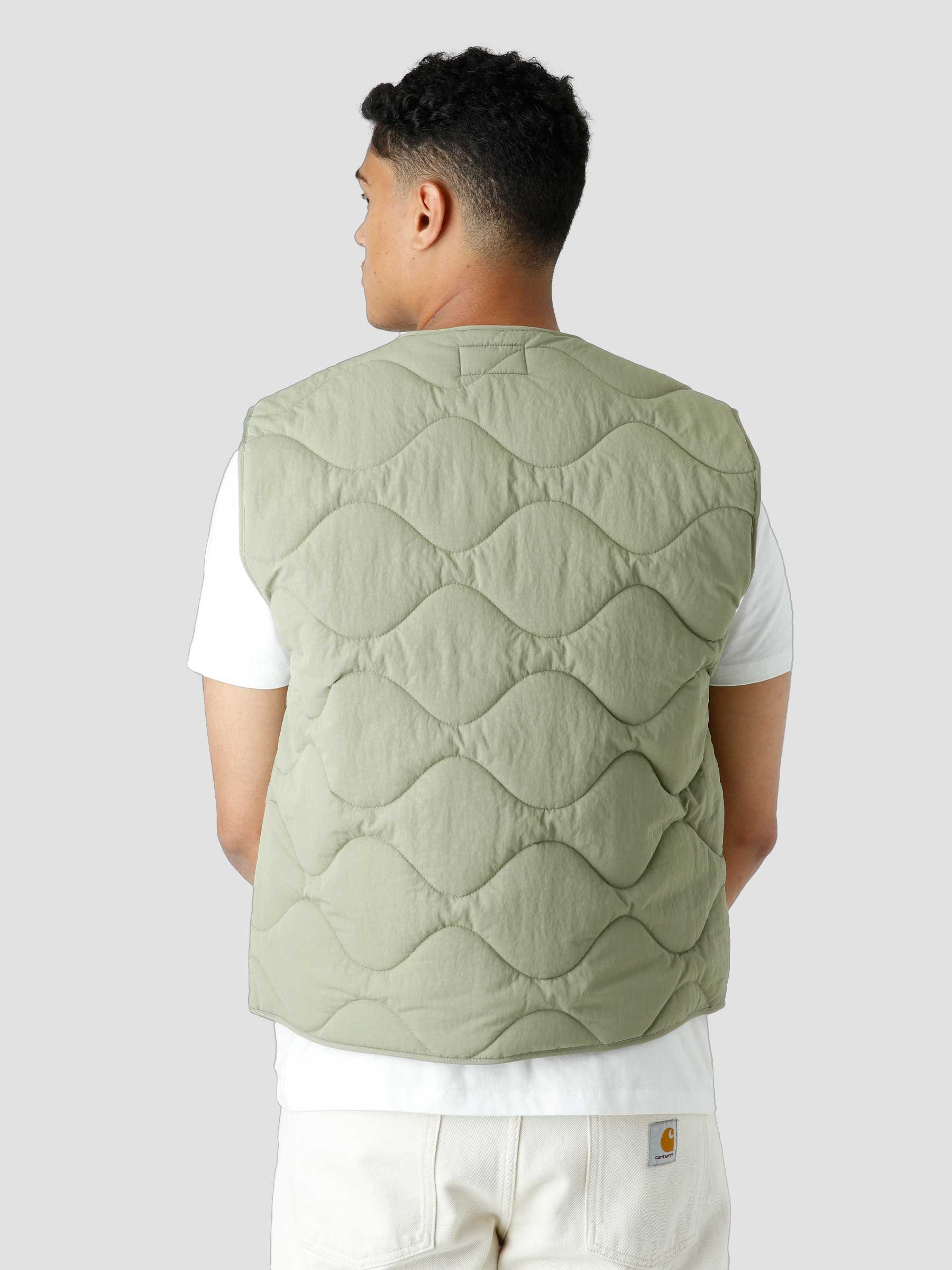 Stussy Recycled Nylon Liner Vest XL肩幅身幅着丈教えてください - ダウンベスト