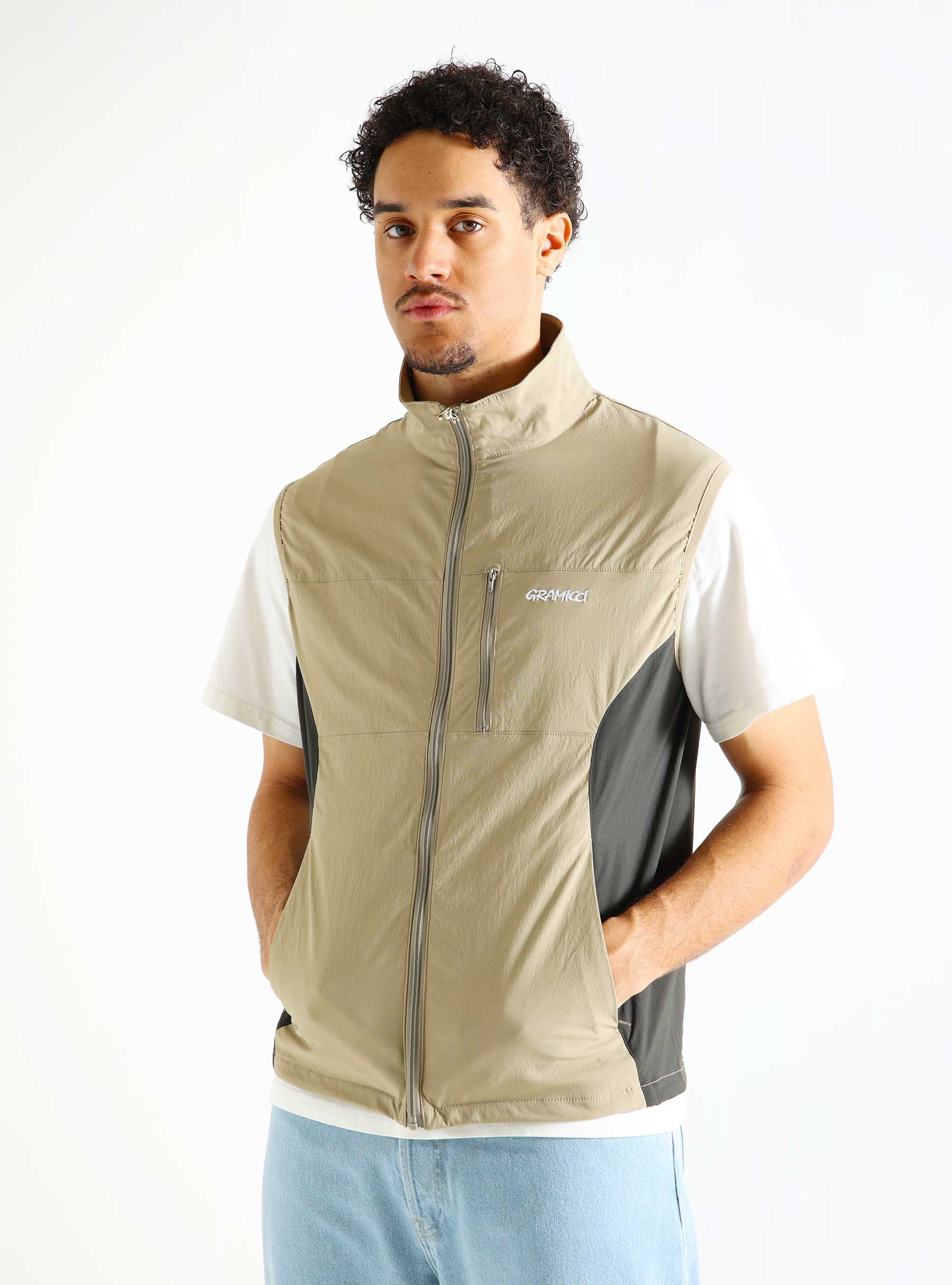 Gramicci Softshell Nylon Vest Taupe G4SM-J022-25947856