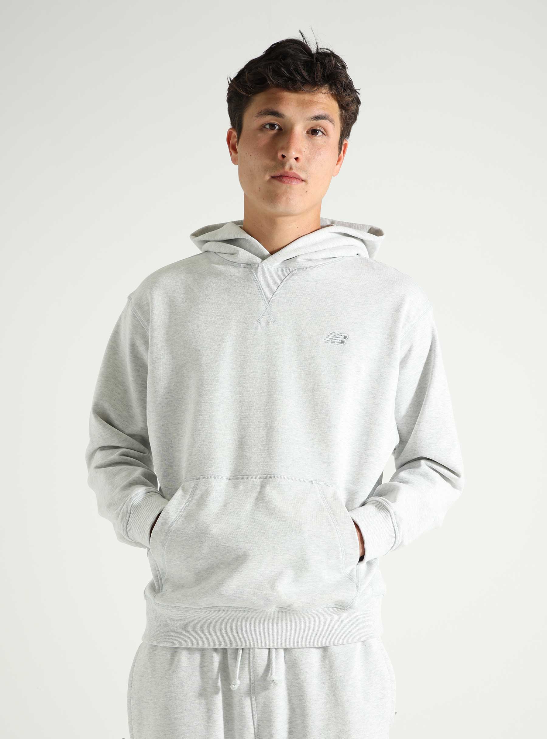 New Balance Athletics French Terry Hoodie Ash Heather MT41534