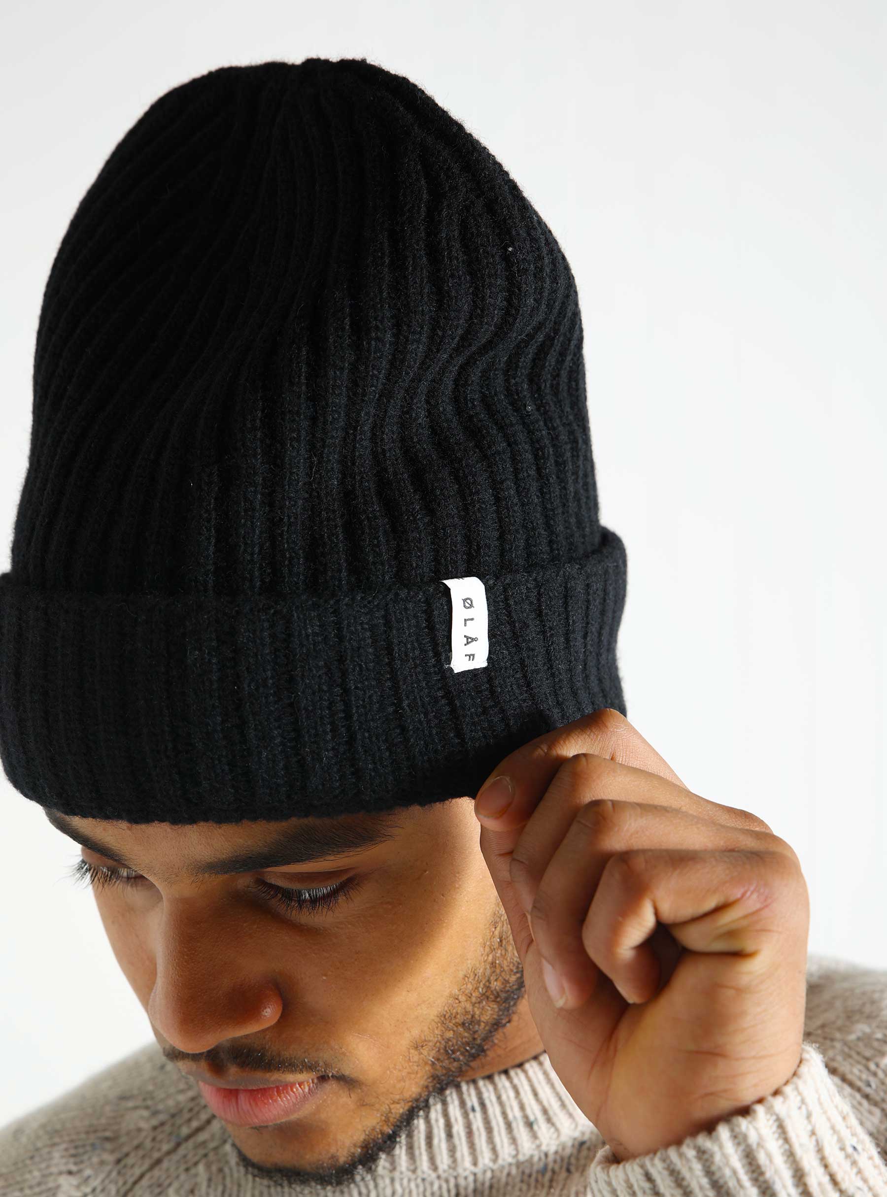 OLAF Wool Beanie Black A180826