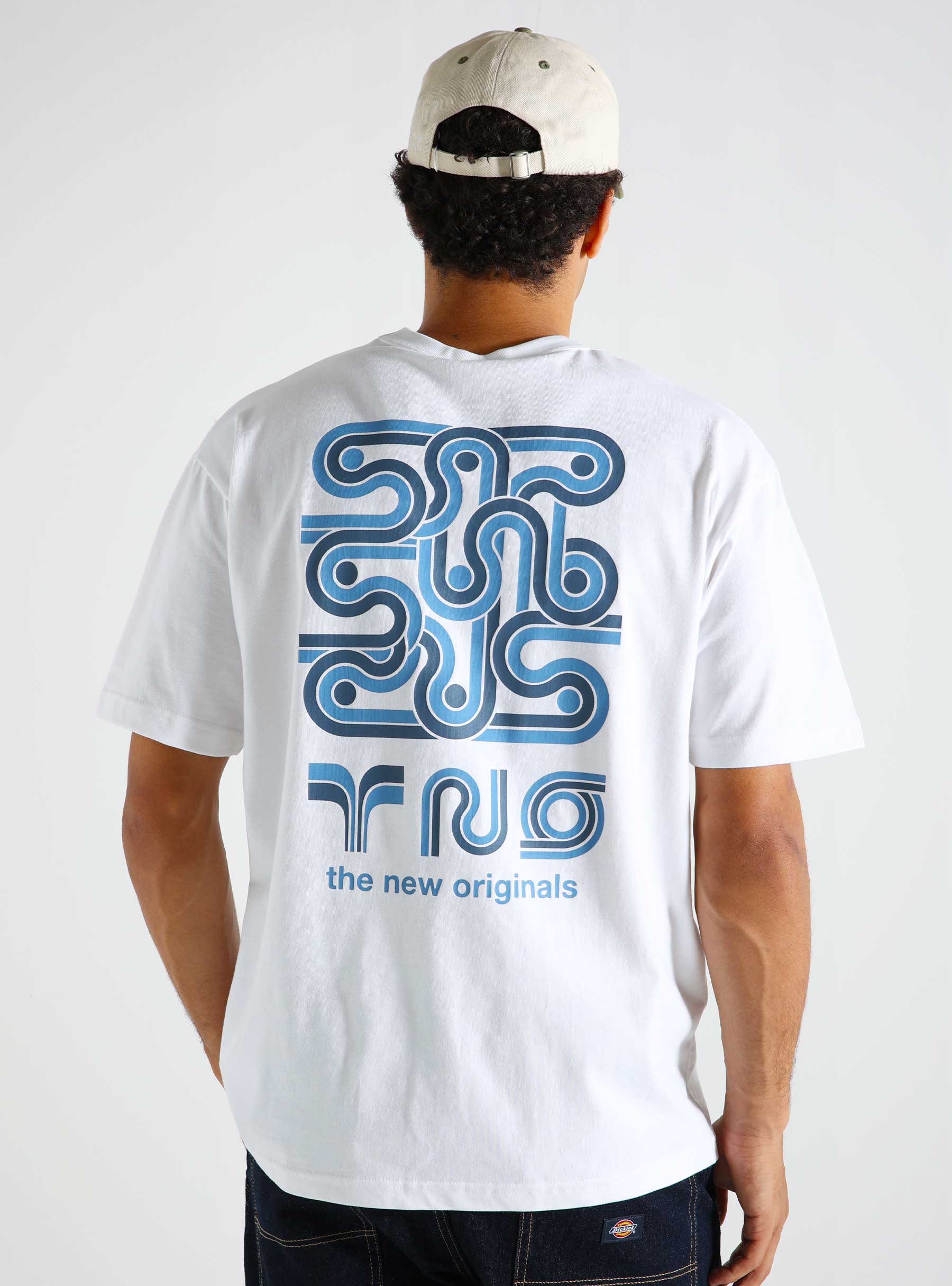 The New Originals Supergraphic T-Shirt White Ombre Blue 100SPGFW24.626